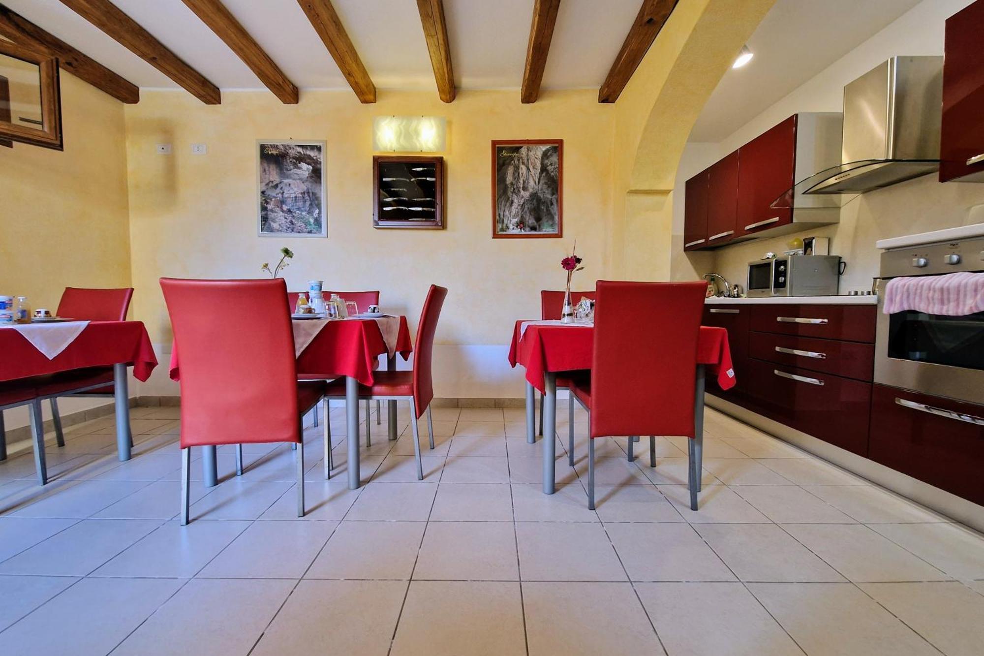 Sa Mamma E Sole B&B Cala Gonone Eksteriør billede